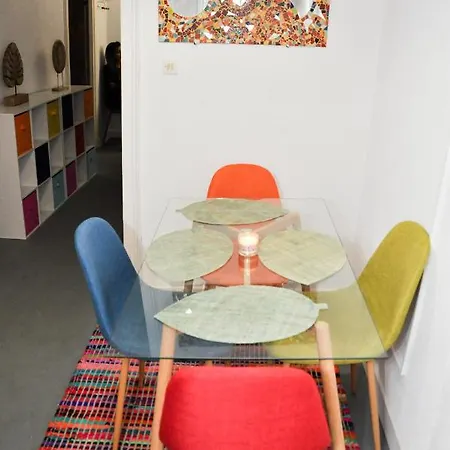 28 Rue Droite アパート *
